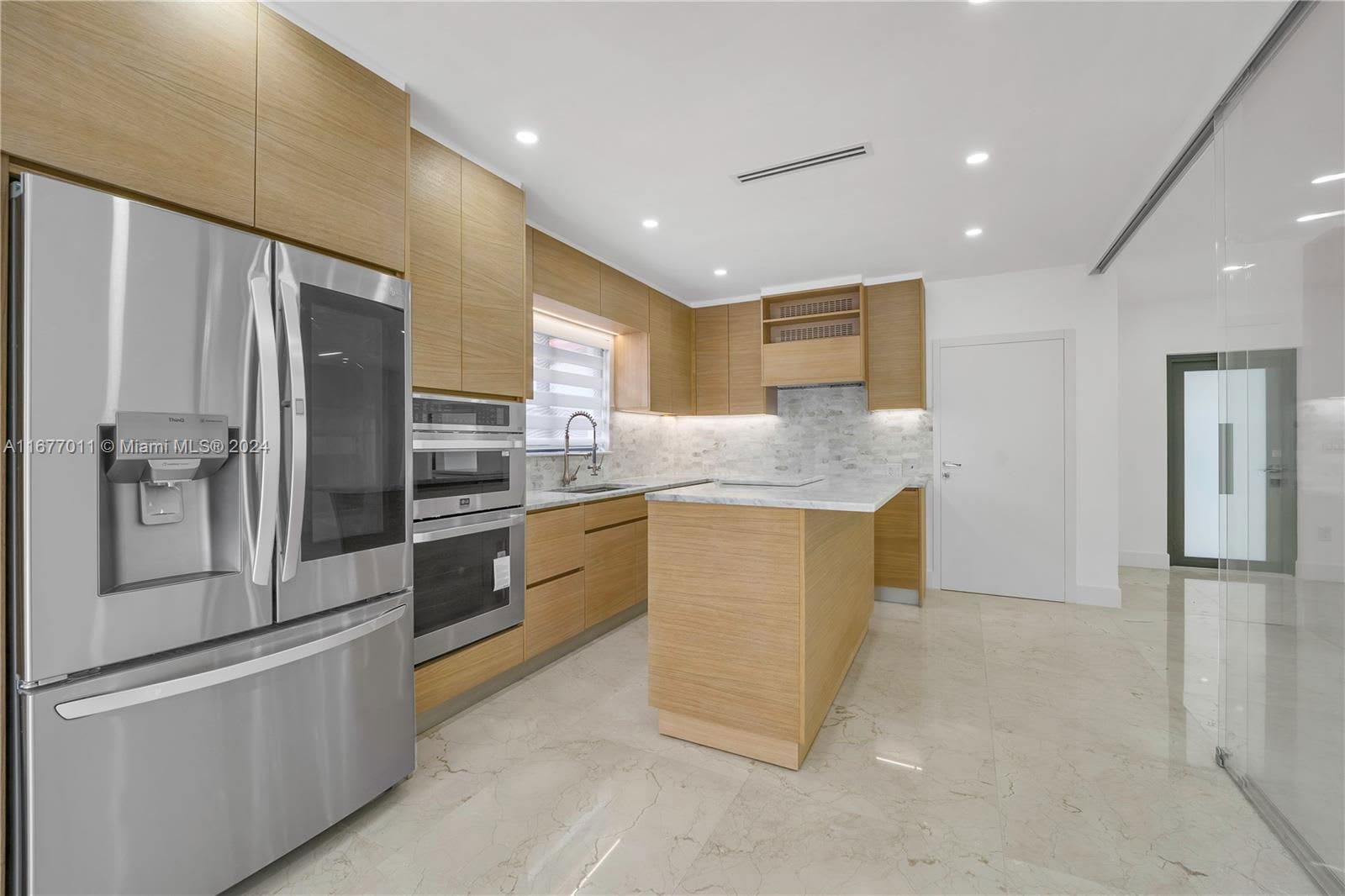 728 Majorca Avenue – photo 2