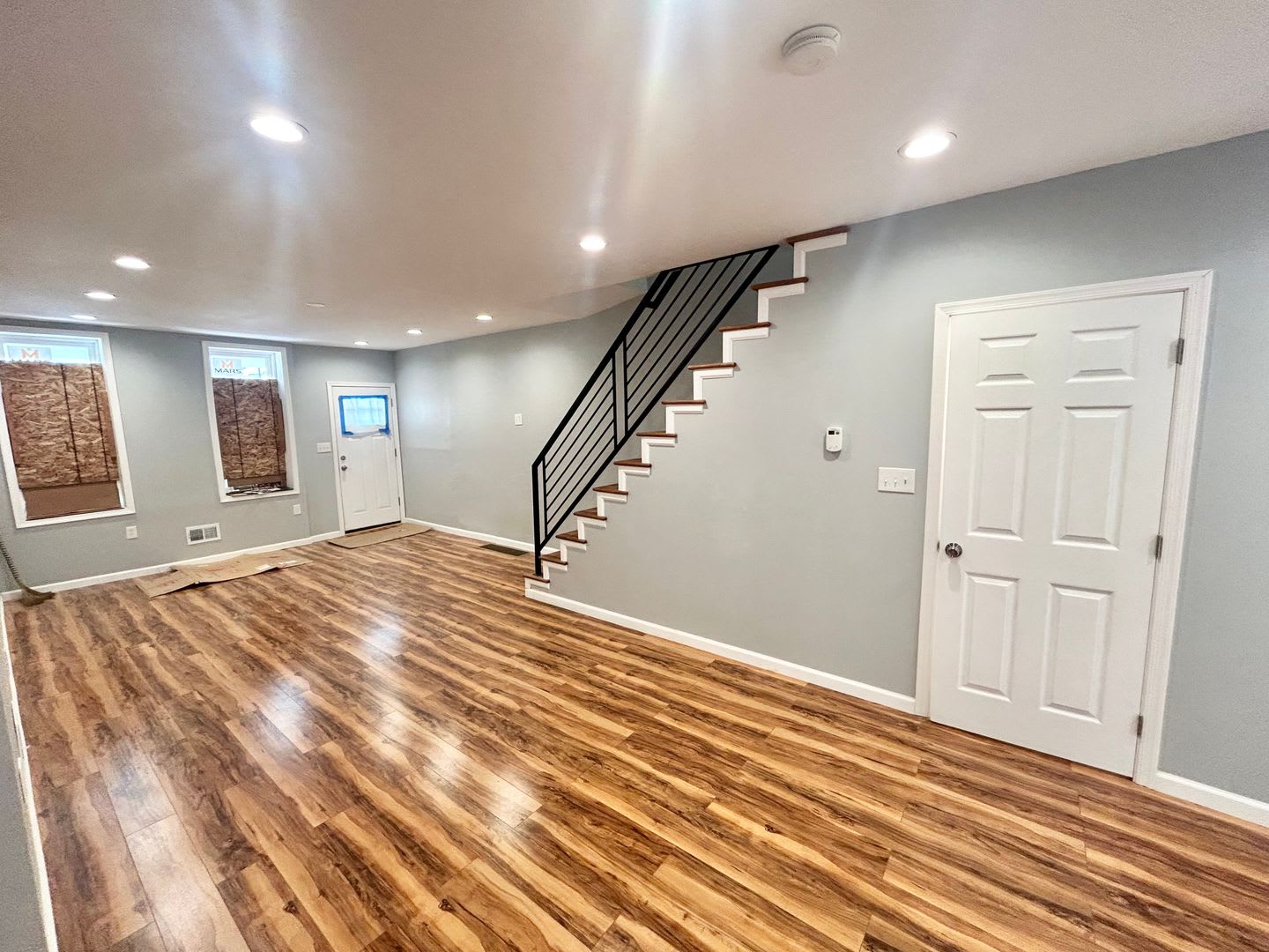 Brand-New 3-Bedroom with Central Air, 2.5 Baths & Yard – photo 2
