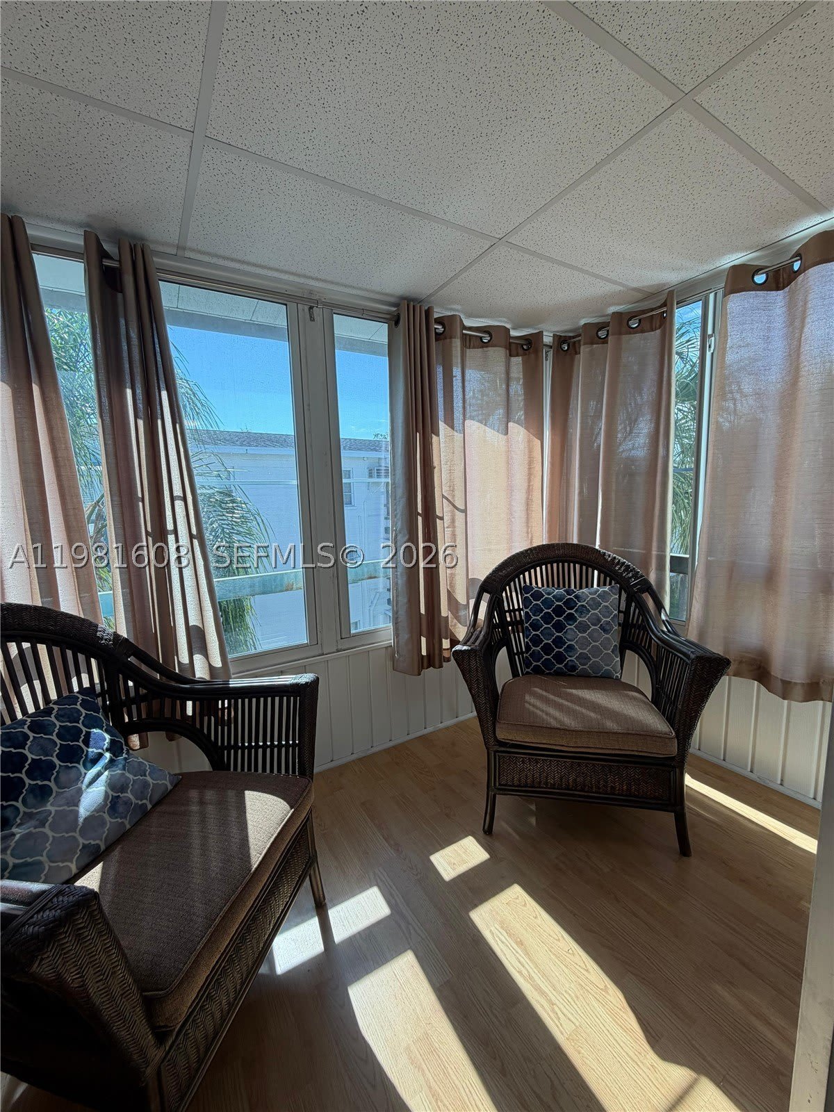 1832 Sunny Drive – photo 4