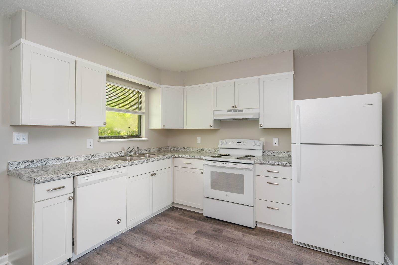 101 Raintree Lane – photo 5