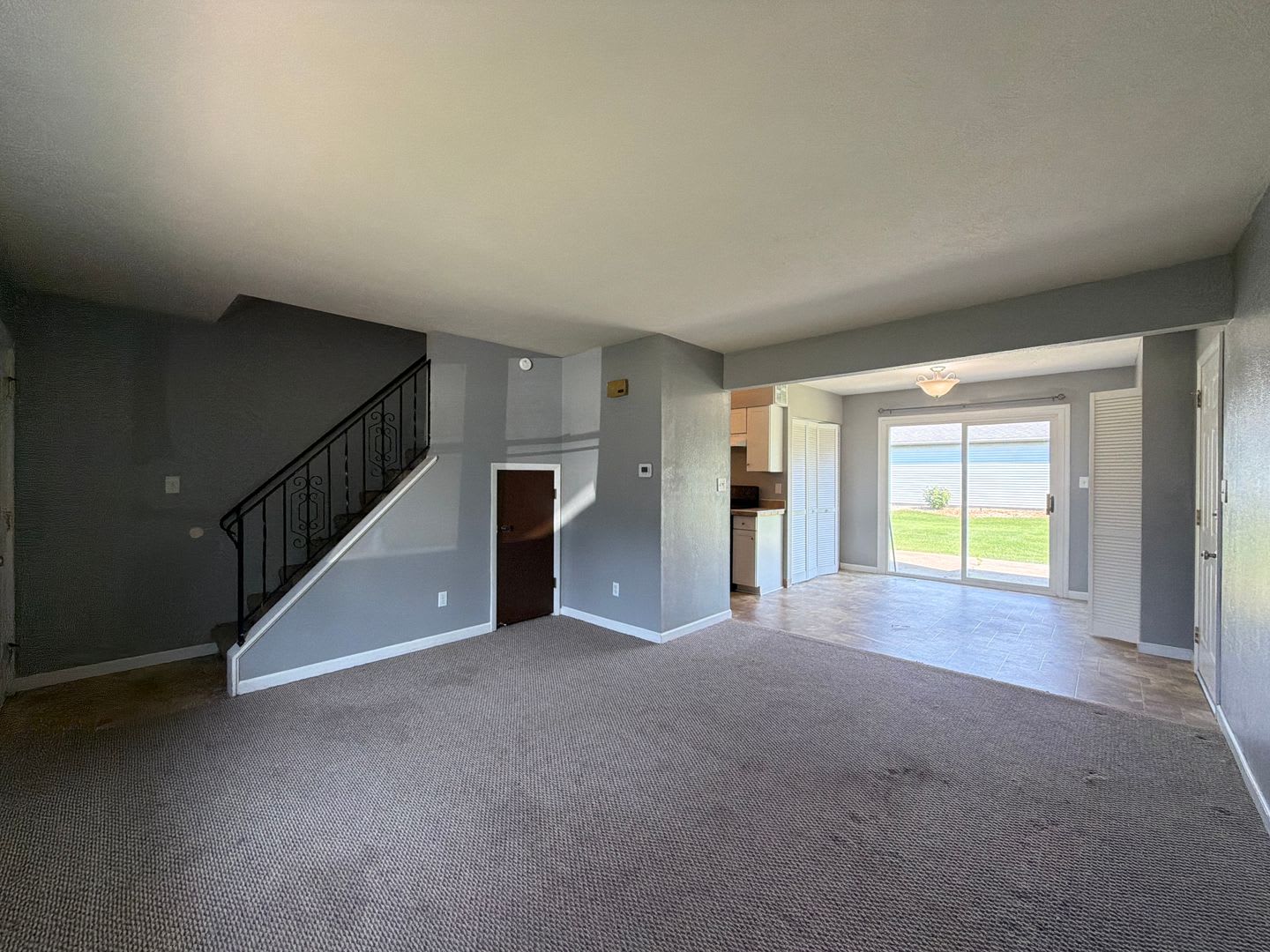 1406 County Road 6 East – photo 5