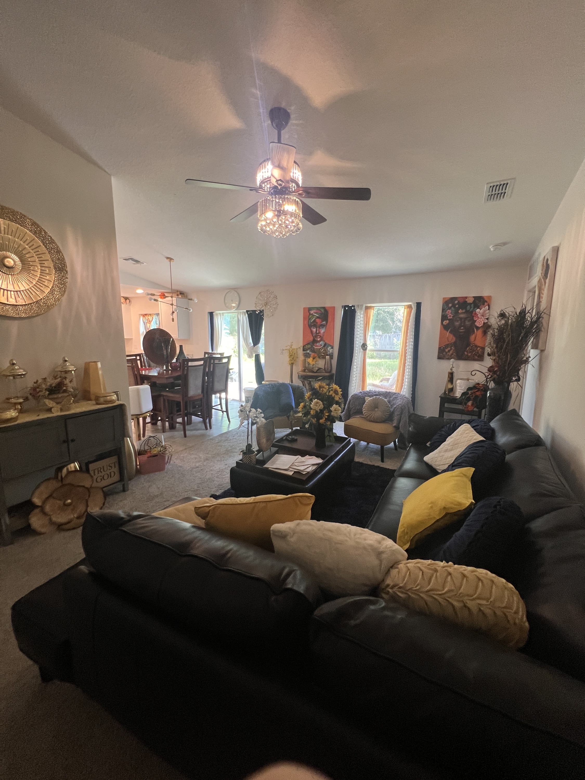 567 poplar St SE – photo 5