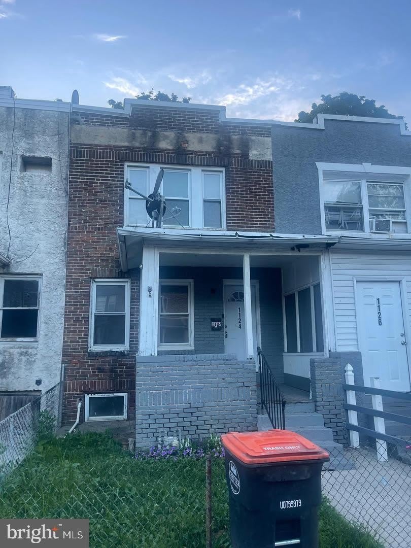 1124 THOMAS Street – photo 1
