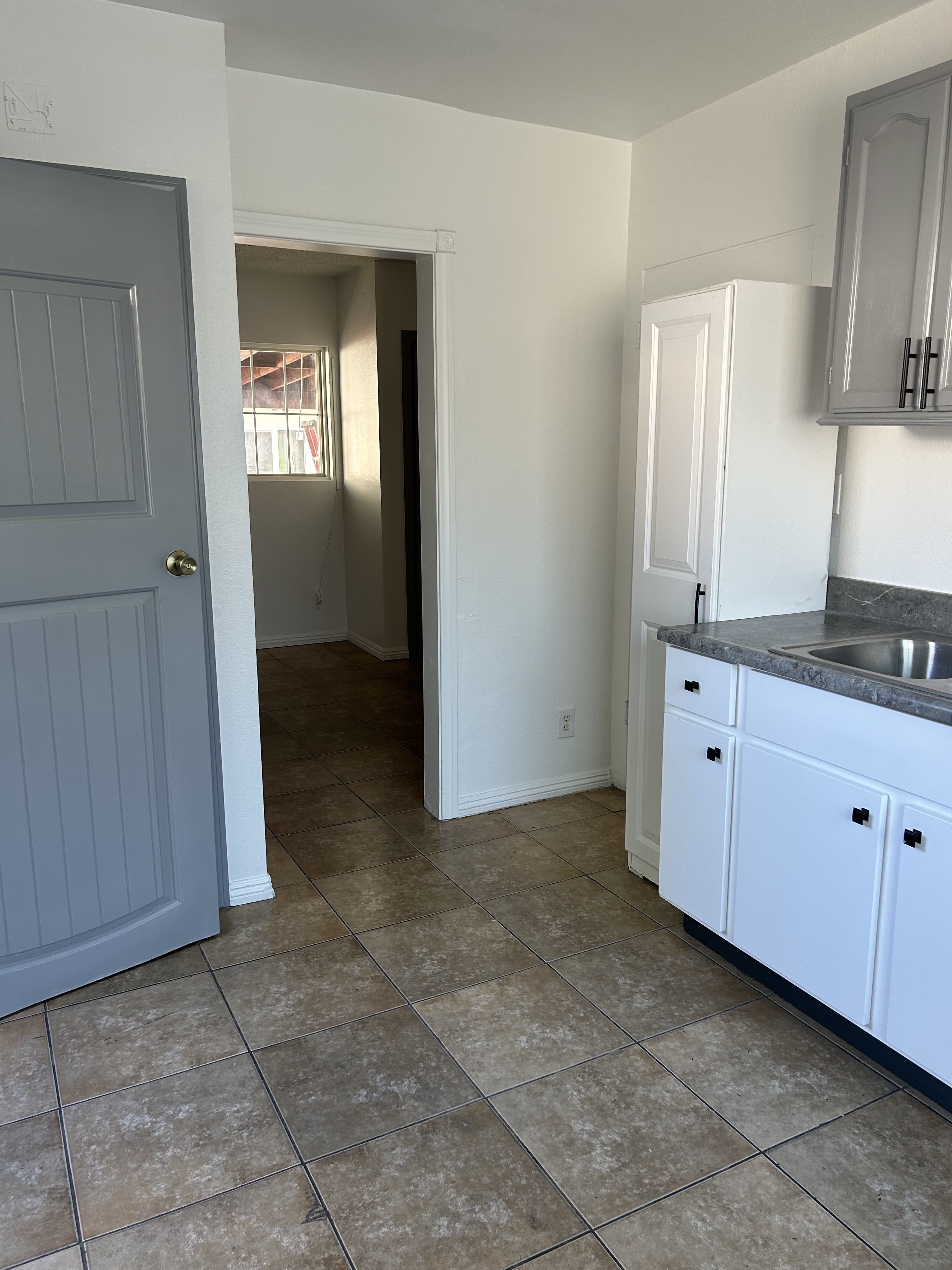 10818 Croesus Ave – photo 4