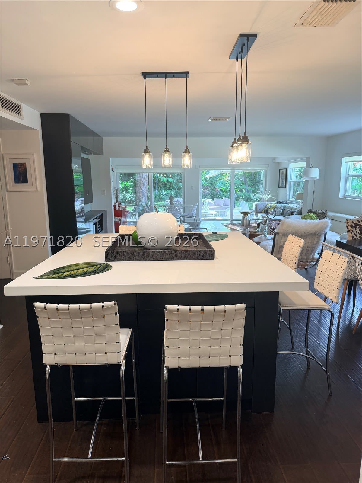 2857 N Palm Aire Dr – photo 3