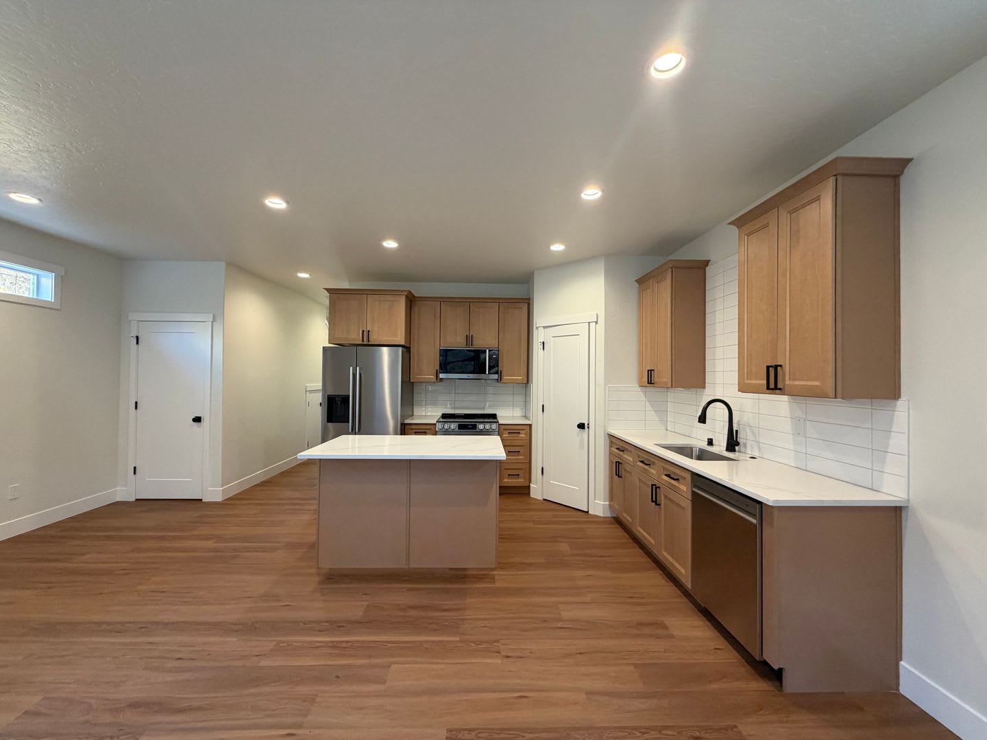 MOVE-IN SPECIAL! High End, New Construction 3 bed, 2.5 ba, EV Charging INCLUDED! – photo 1
