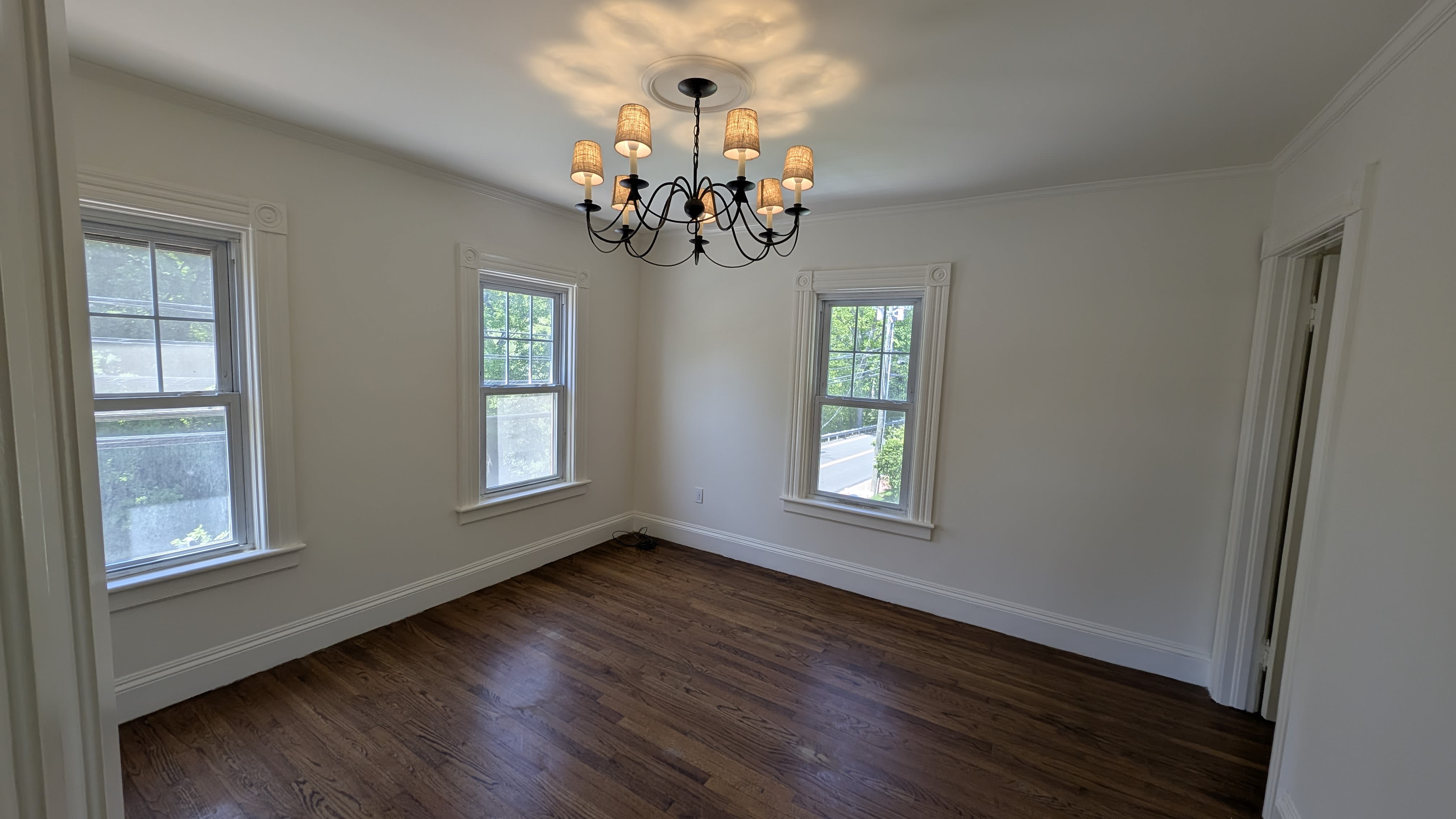 16 Glen Road – photo 3