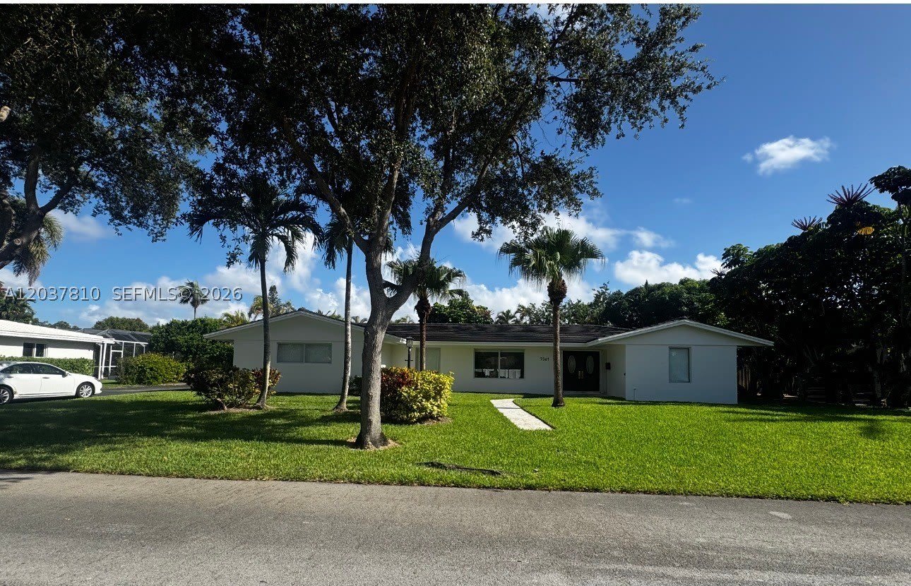 7361 SW 117th Ter – photo 1