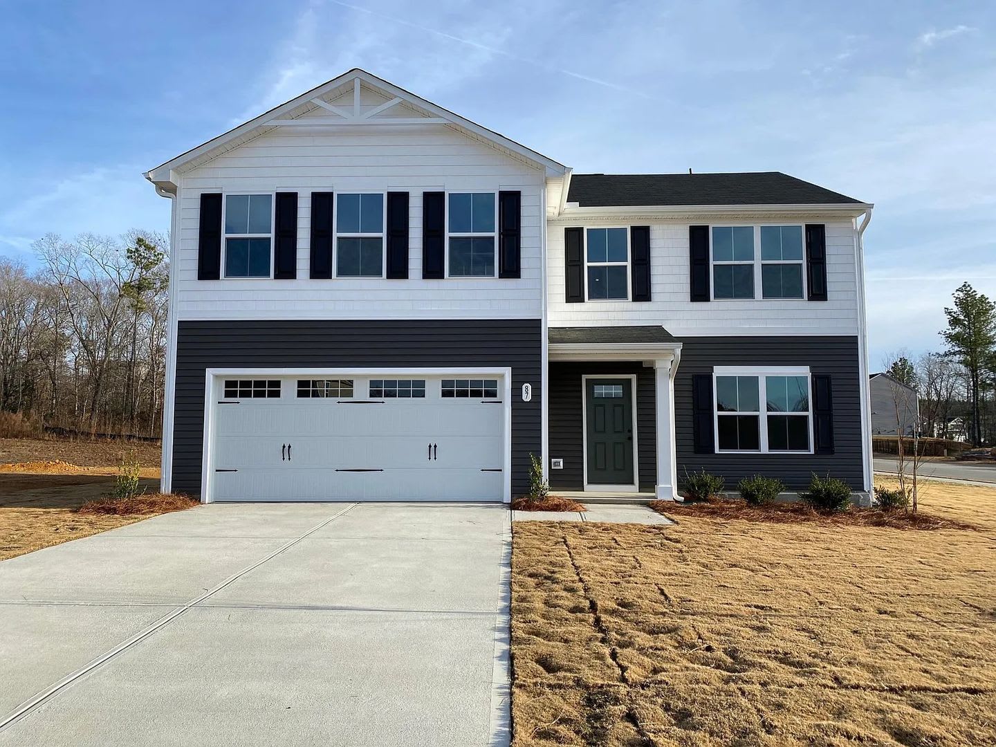 Room in 5 Bedroom Home at Bark Way – photo 2