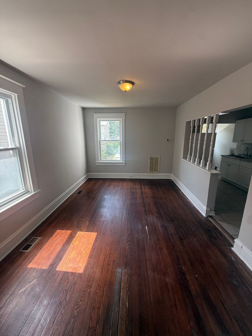 3-bedroom 1 bath for rent – photo 5