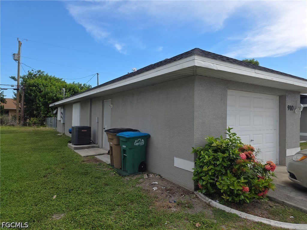 910 Cape Coral Parkway W – photo 2