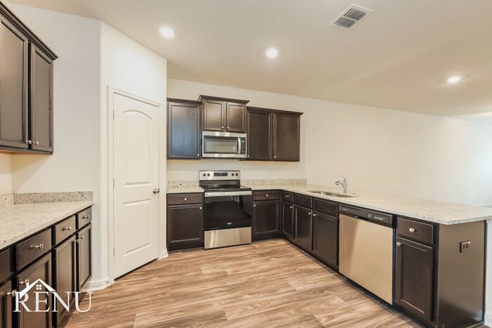 3034 Citron Garden – photo 5