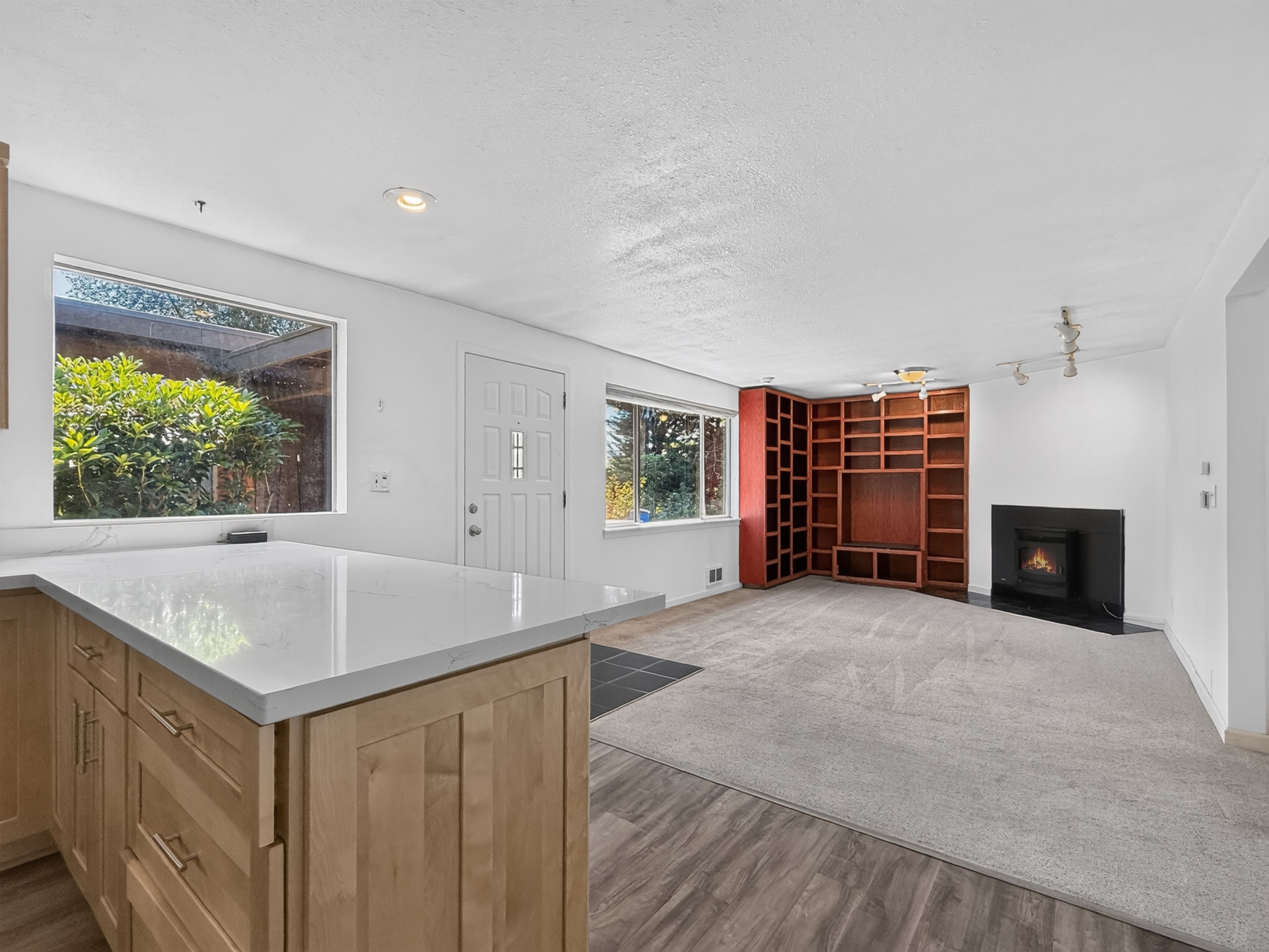 5025 South 167th Street – photo 2