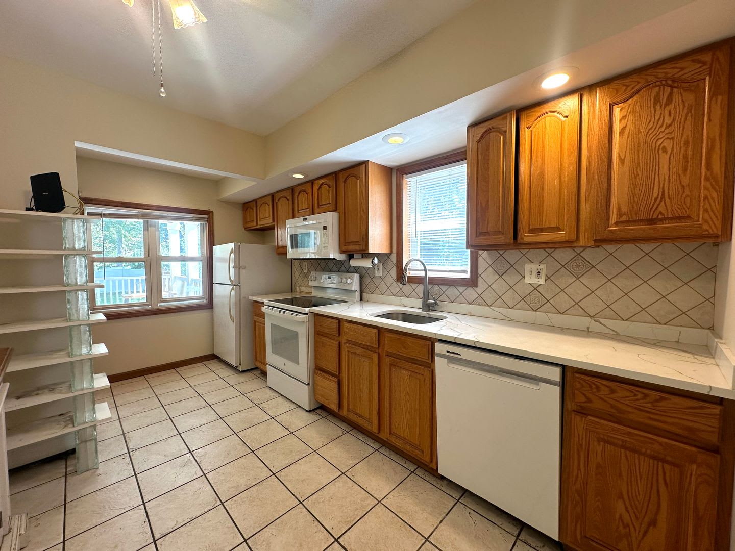 4 Bedrooms 3 5 Bathrooms – photo 5