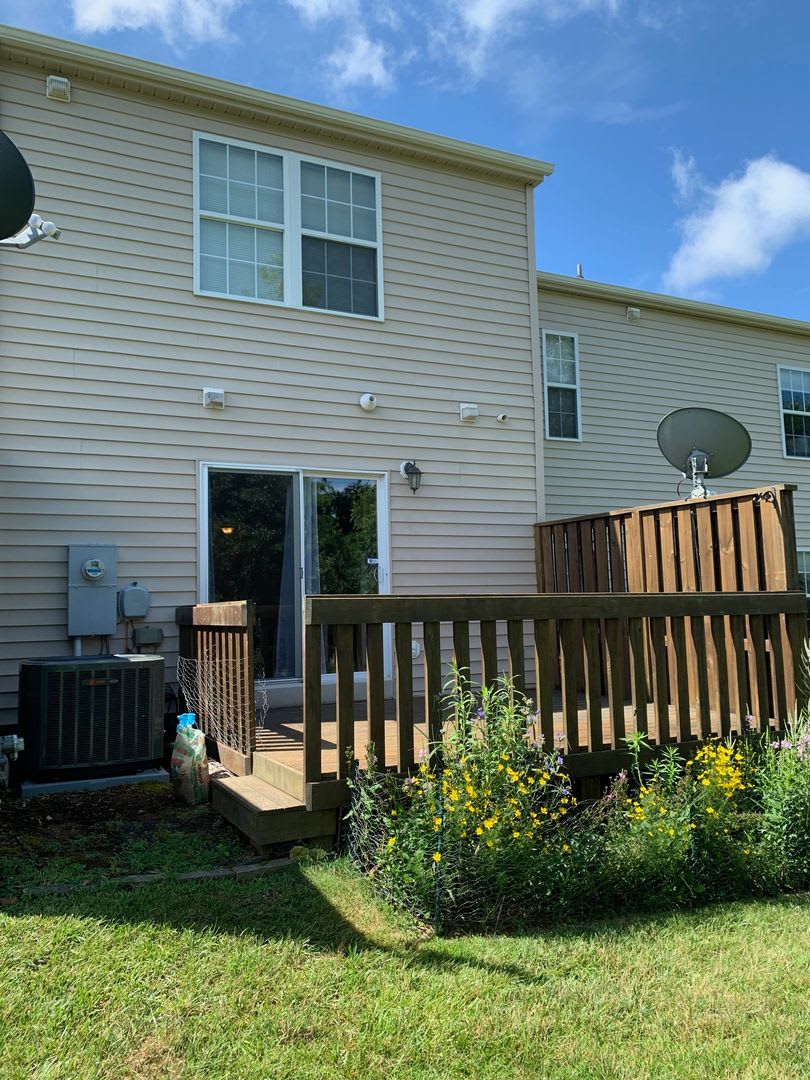 2 Bedroom 2.5 Bath Townhouse – photo 2