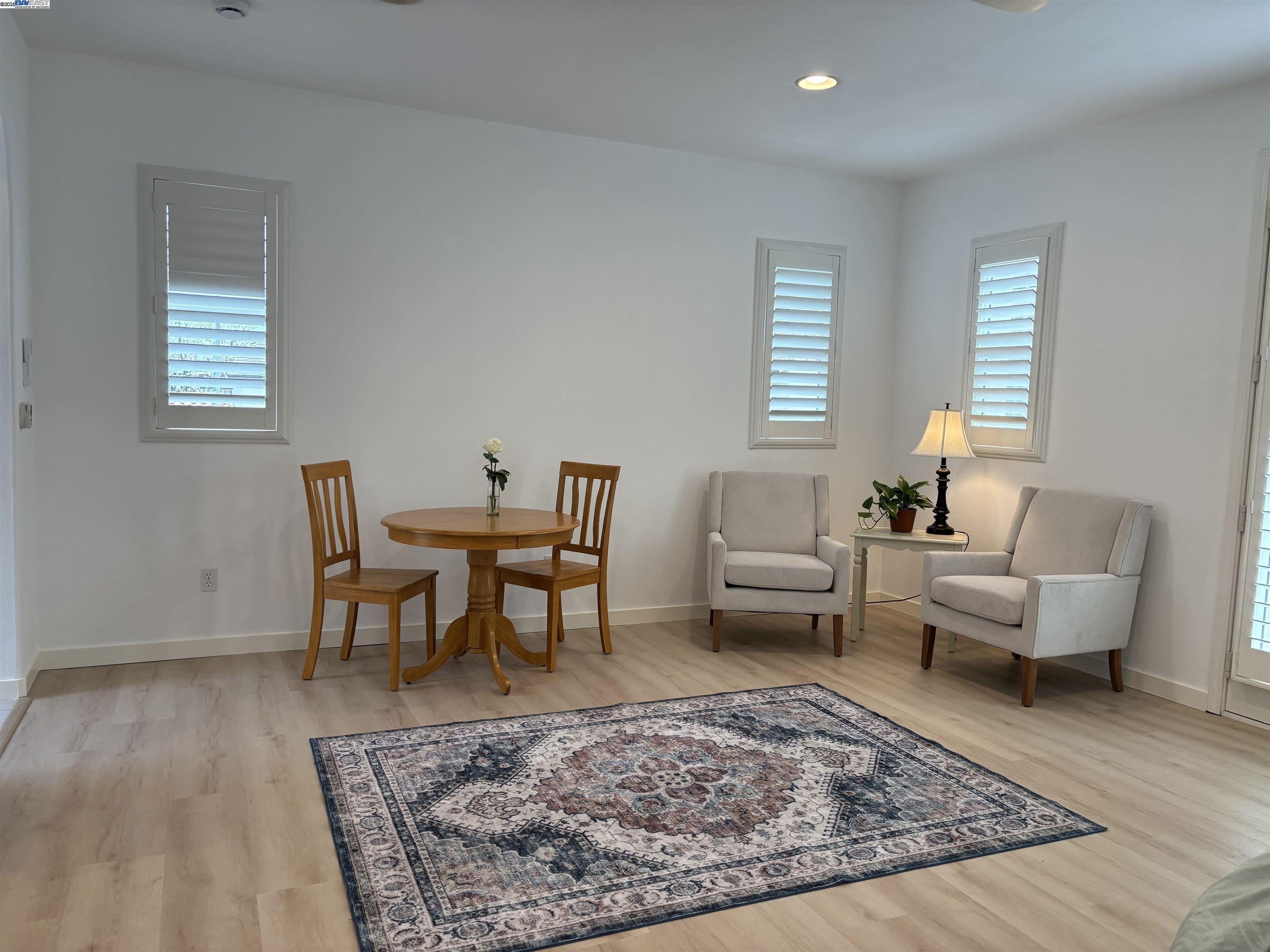 3089 Sweetviolet Dr – photo 2
