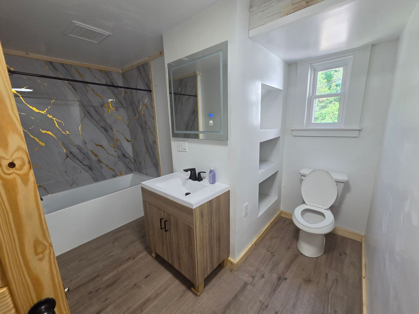 Lower newly remodeled 3 bedroom unit – photo 5