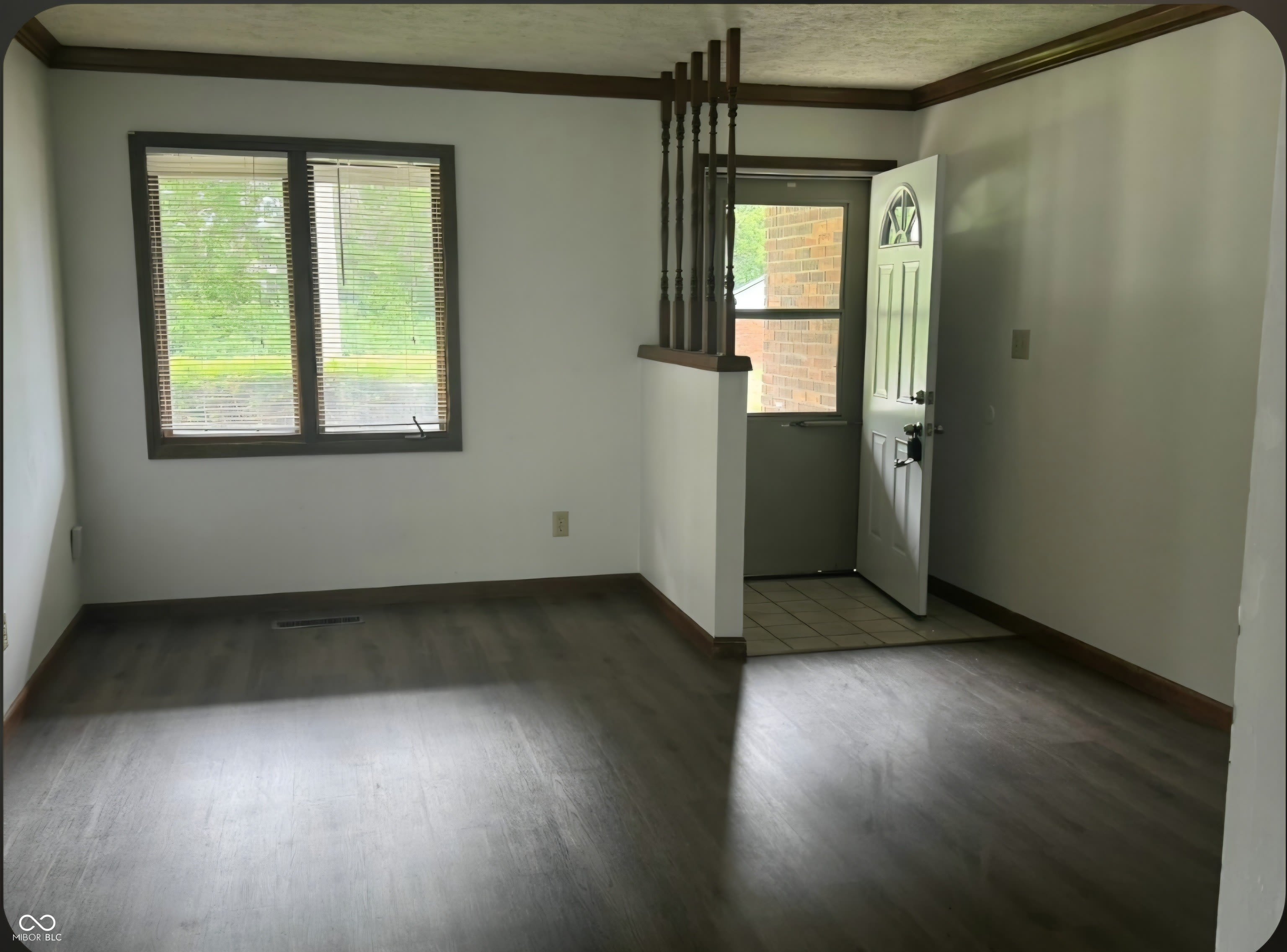 637 Joy Drive – photo 2