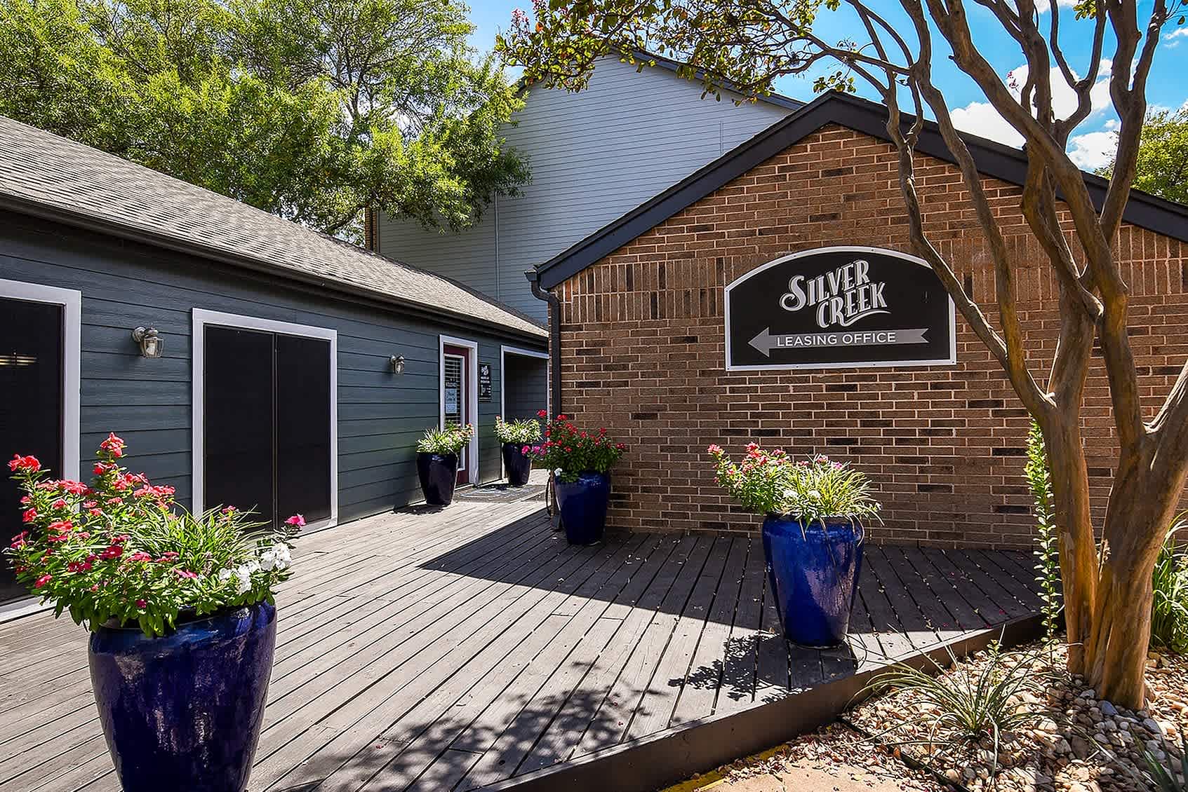 Silver Creek Apartments – photo 2