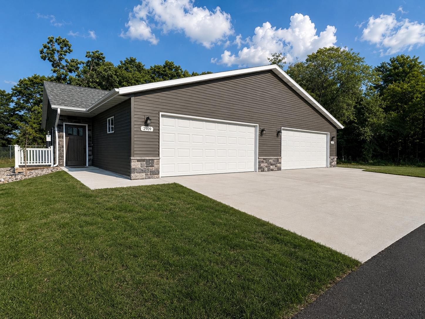2901 Patch Street – photo 1