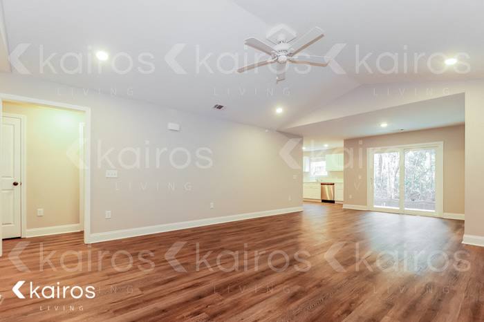 173 Cottage Grove Road – photo 4