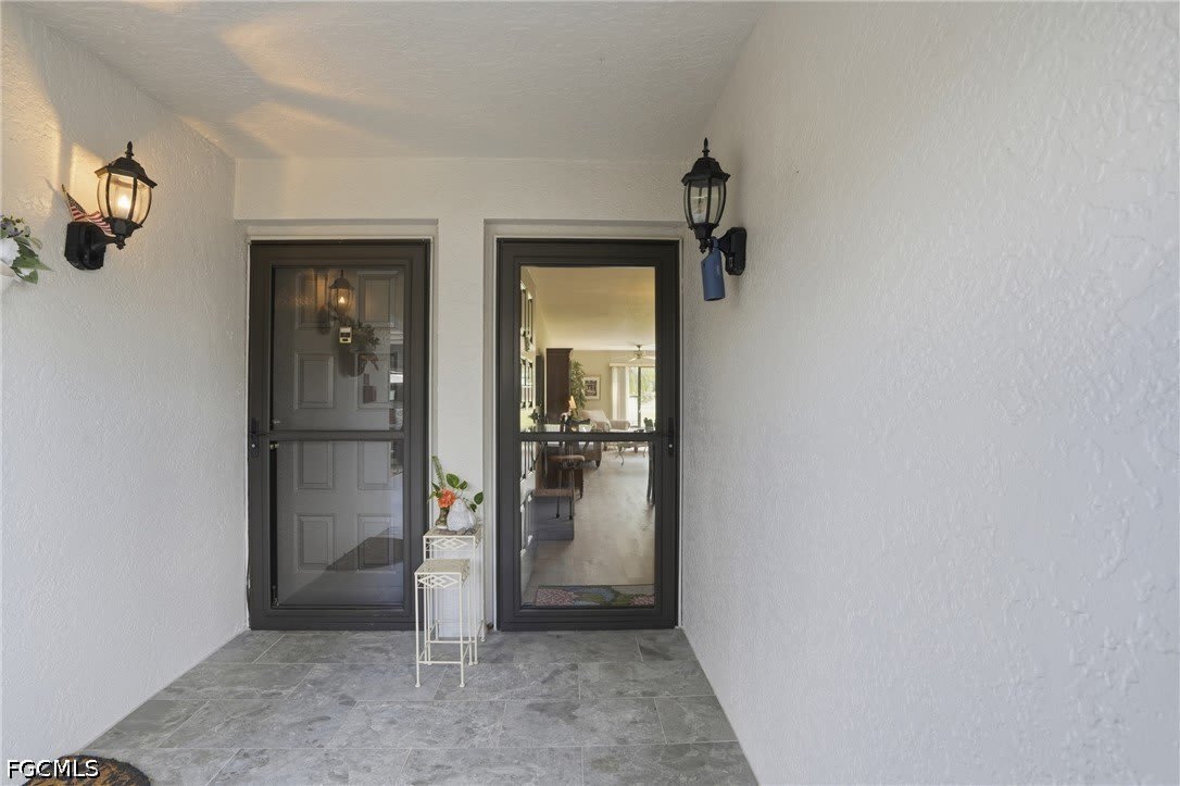5905 Trailwinds Drive – photo 2