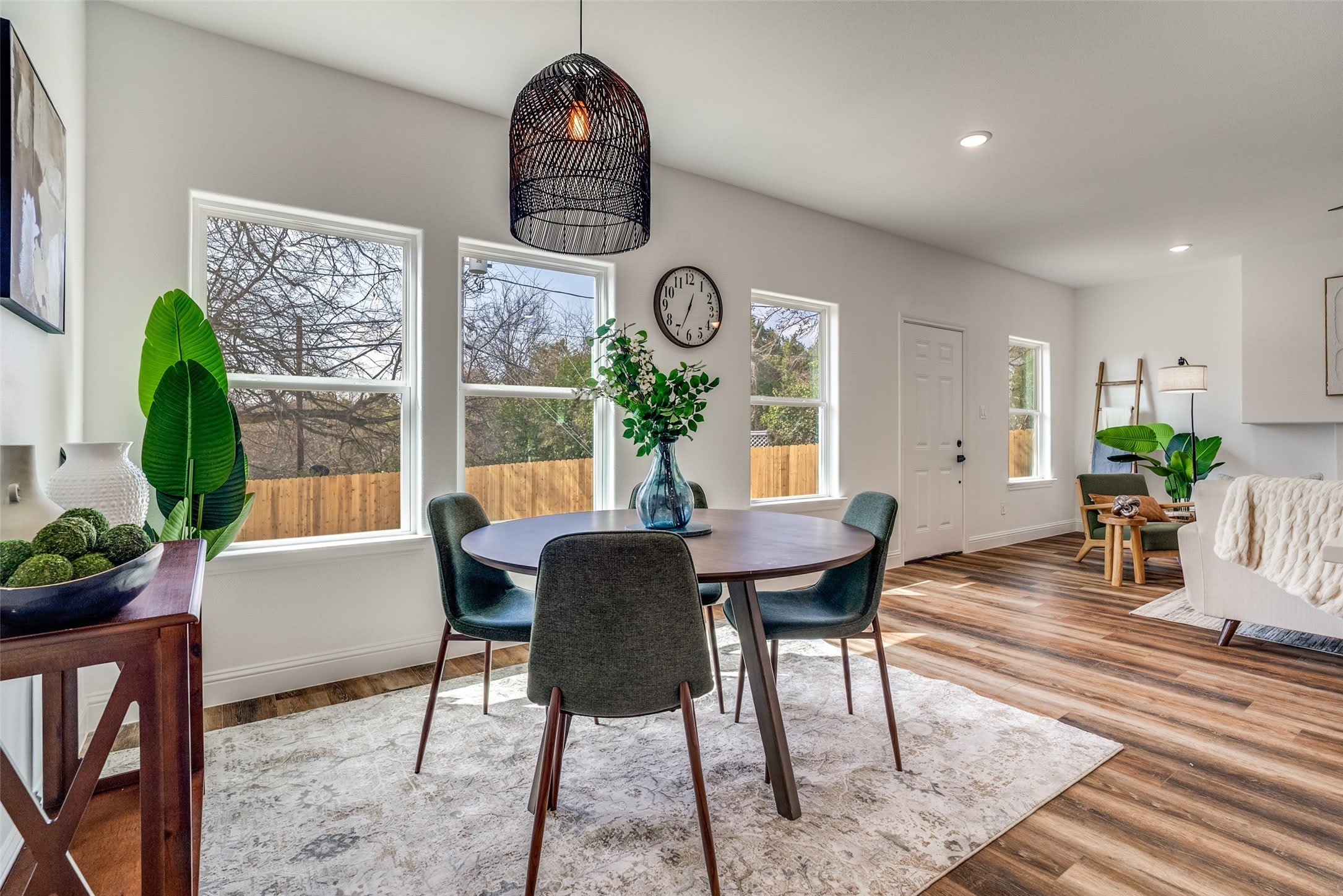2621 Hillside Drive – photo 4