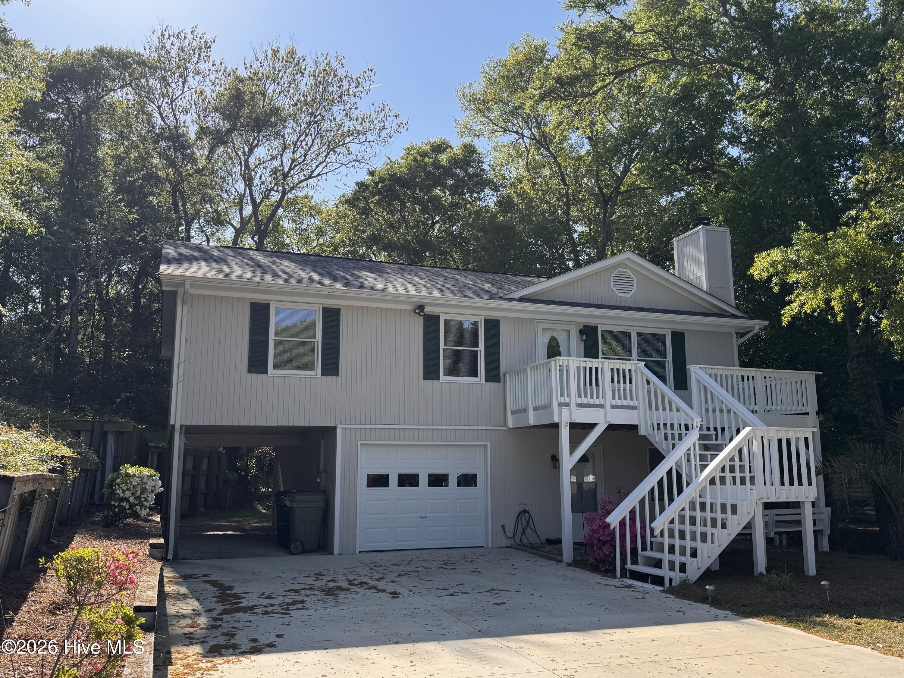 407 Hickory Street – photo 1