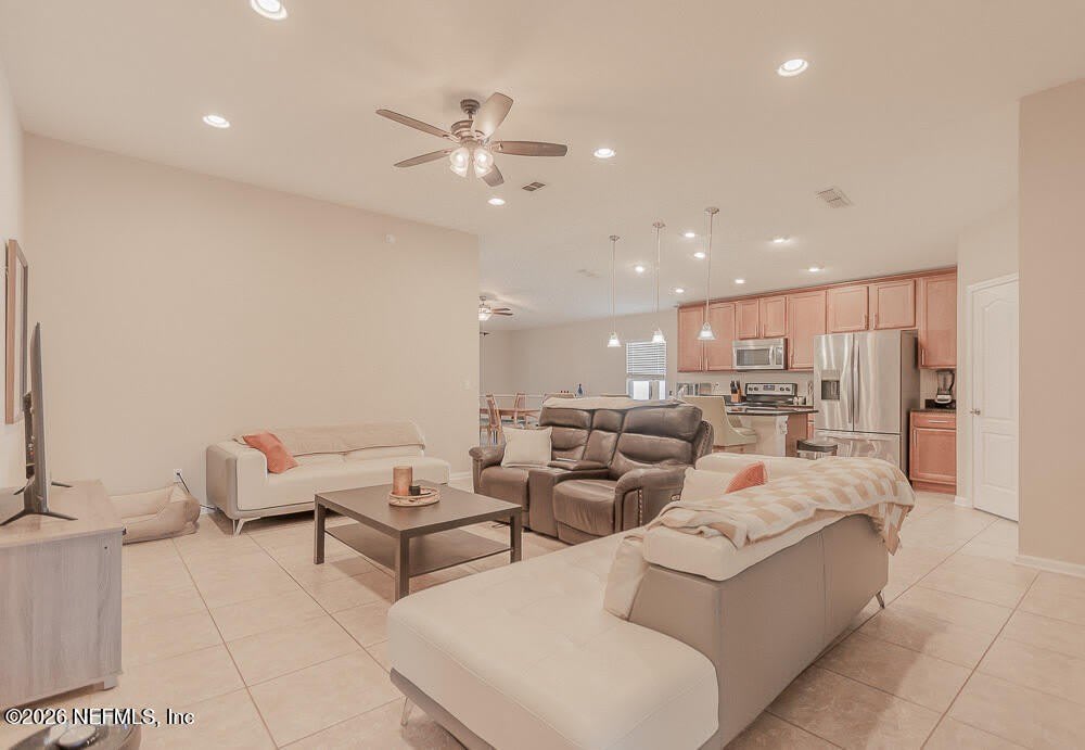 15816 TWIN CREEK Drive – photo 2