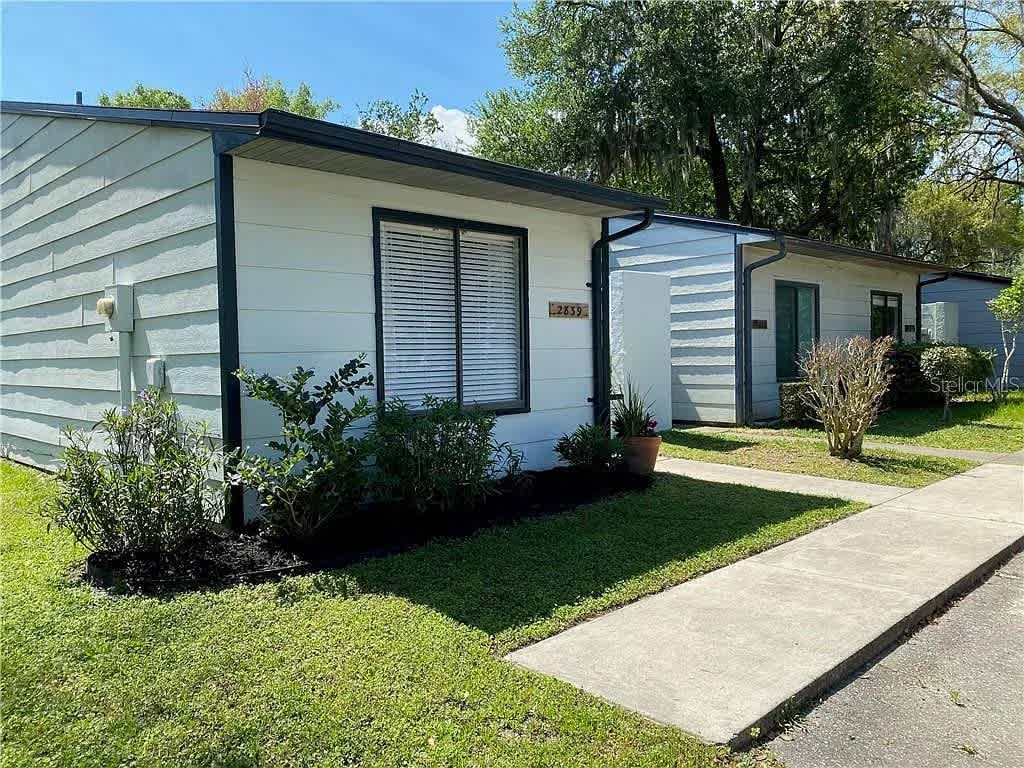 2839 Southwest 39 Avenue – photo 3
