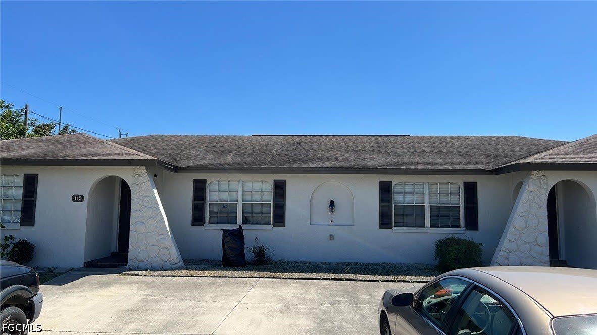 112 SW 35th Terrace – photo 1