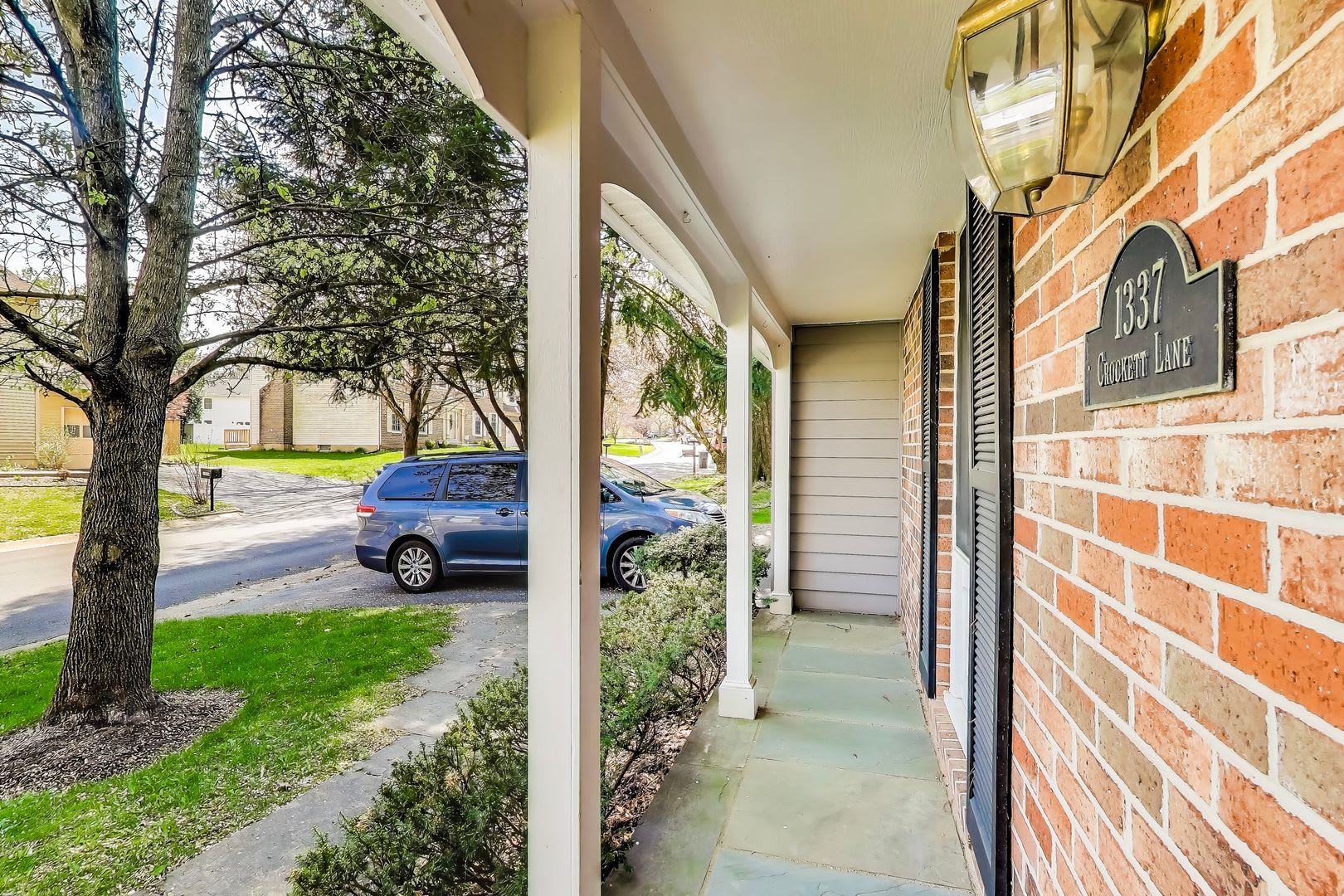 Gorgeous Three Level 4Bed/2.5Bath located in Silver Spring! – photo 3
