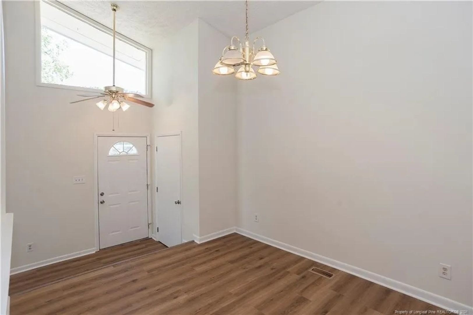 2012 Lakemeadow Drive – photo 5