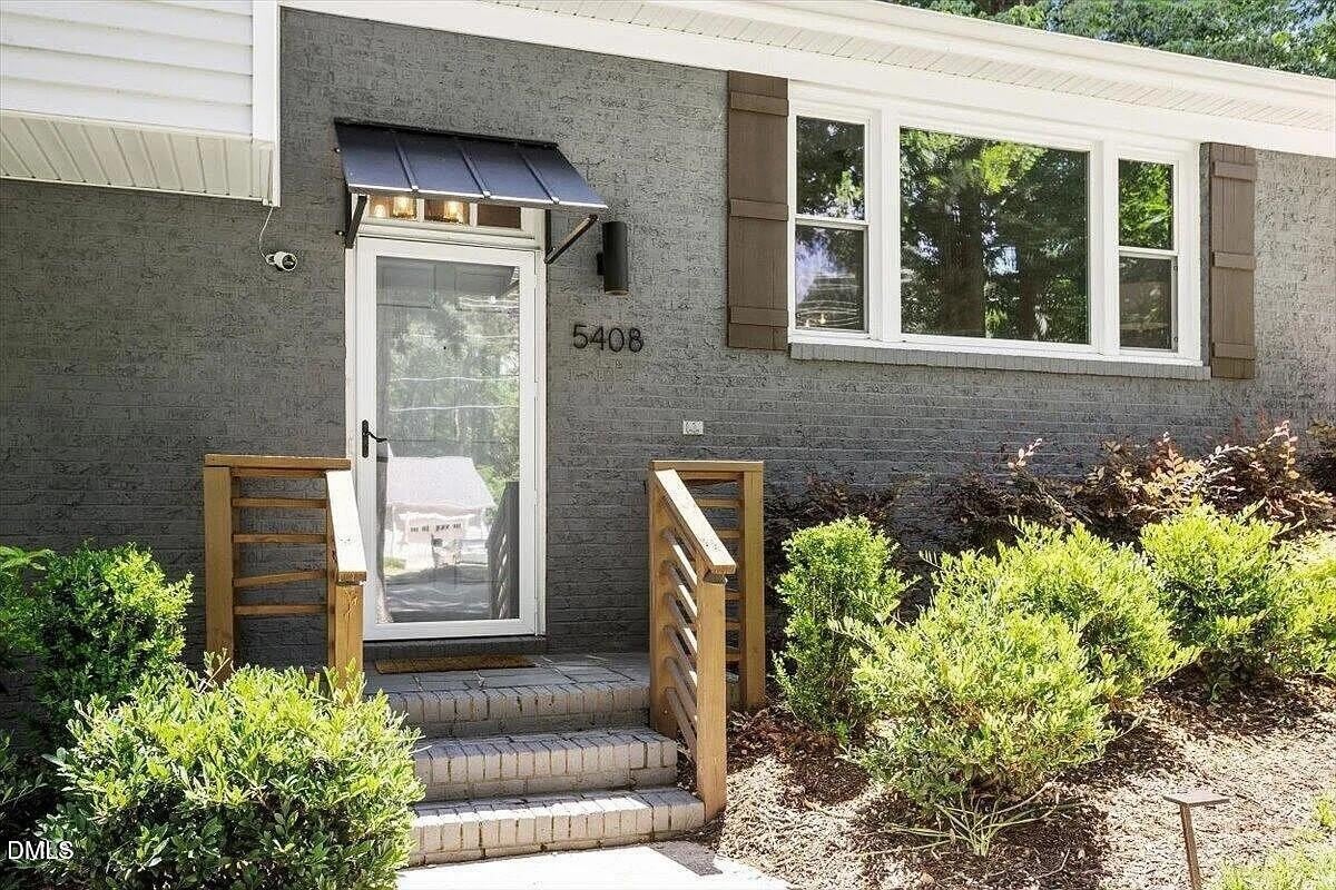 5408 Farley Drive – photo 2