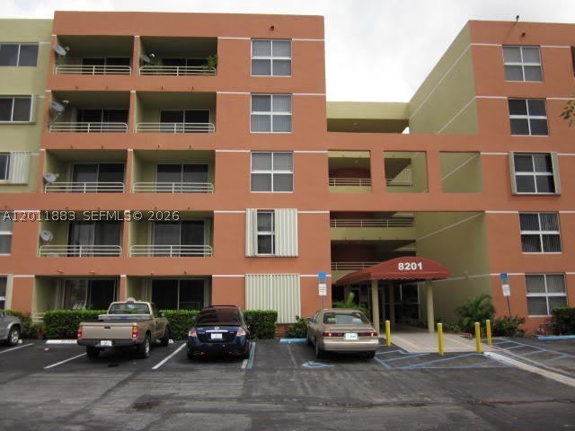 8201 NW 8th St – photo 1