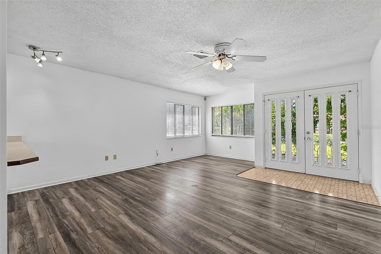 19 BLACKBERRY Place – photo 4