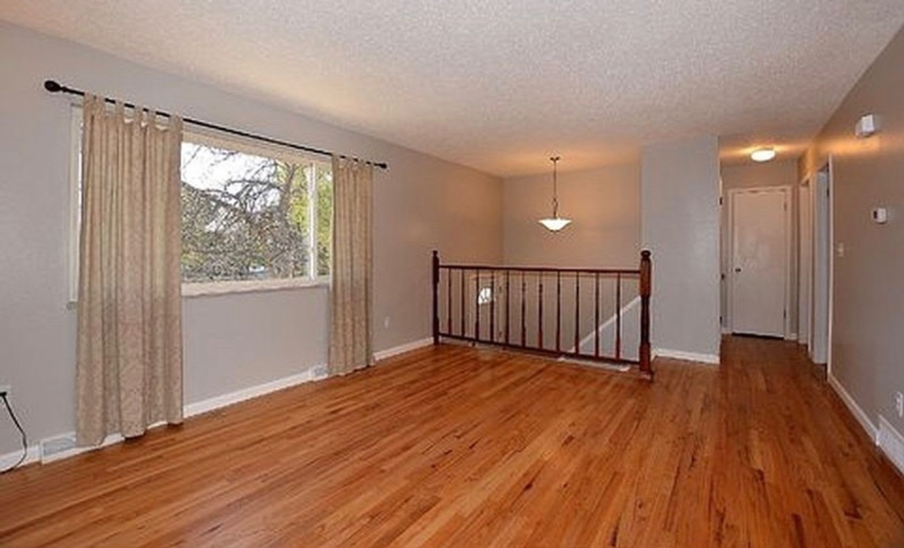 AVAILABLE AUGUST! Huge 4 bedroom/2 bath home with large fenced yard – photo 3