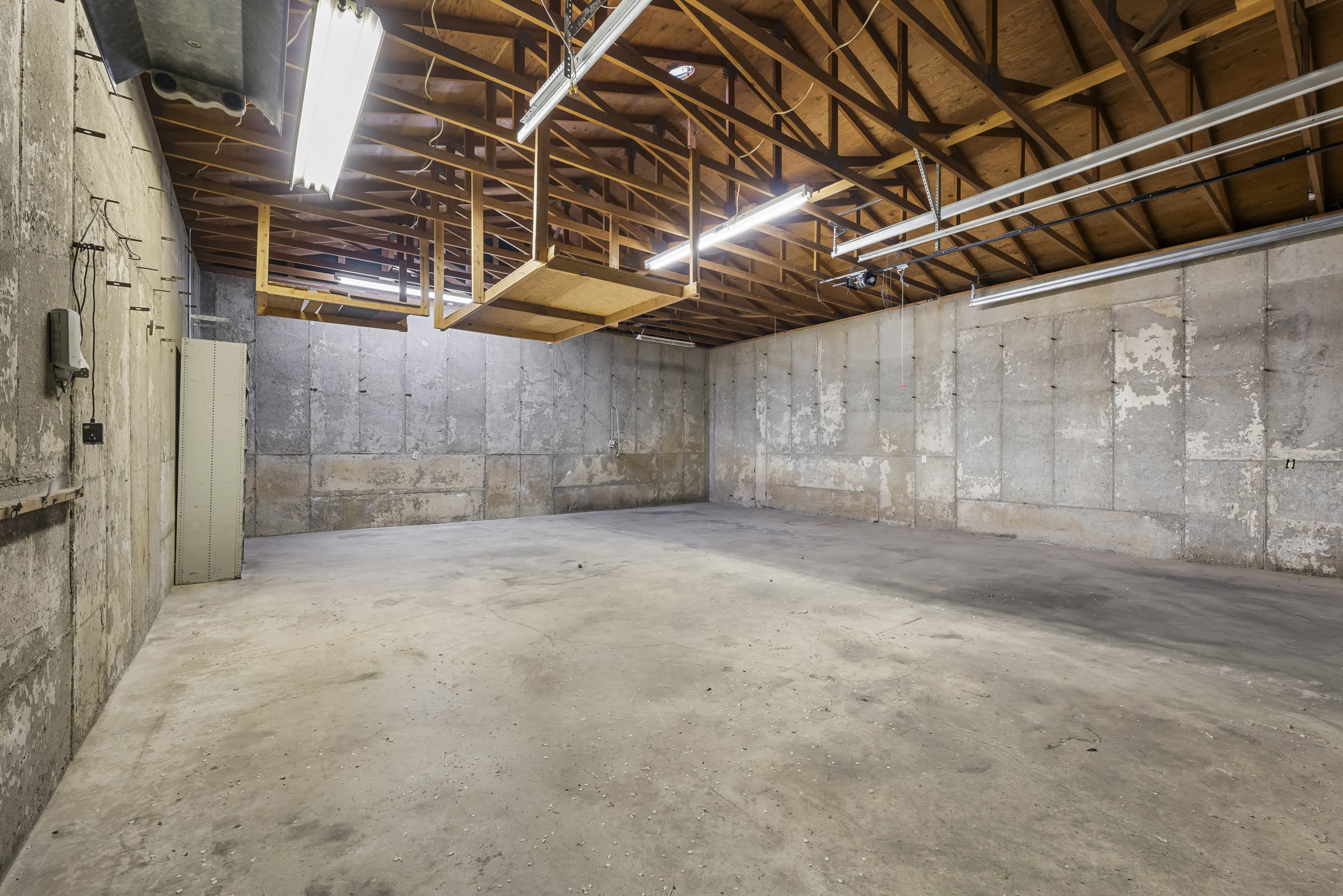 1091 E 225 S 1 – photo 2