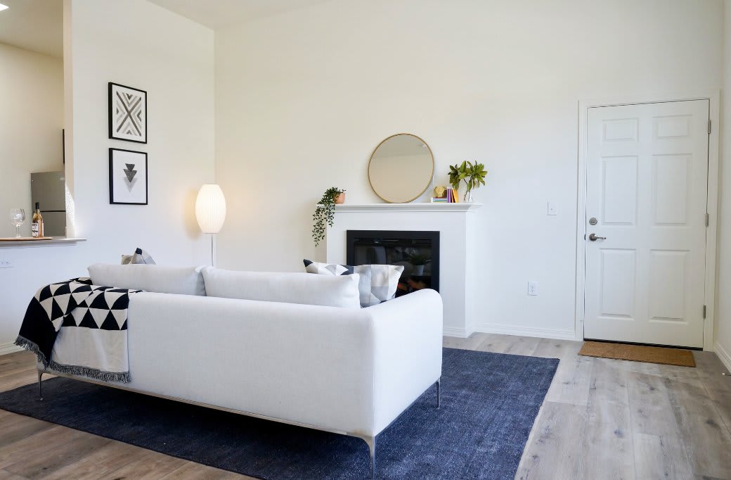 Clark Apartments – photo 3
