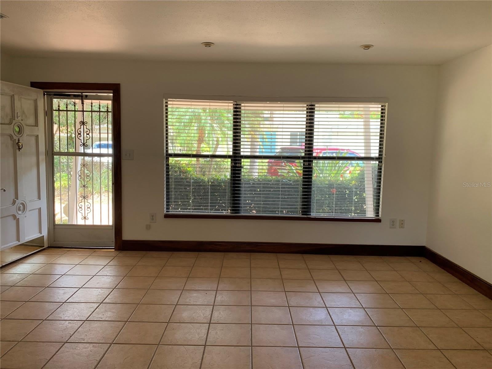 2436 WALDEMERE Street – photo 5