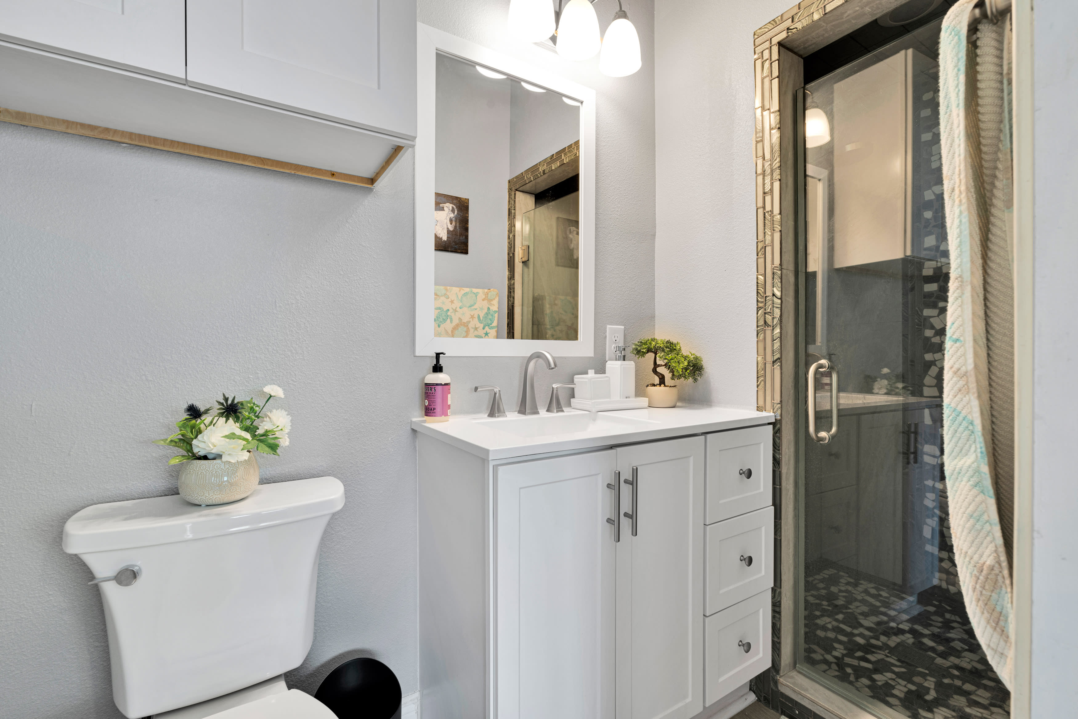 322 W Huisache Ave – photo 3
