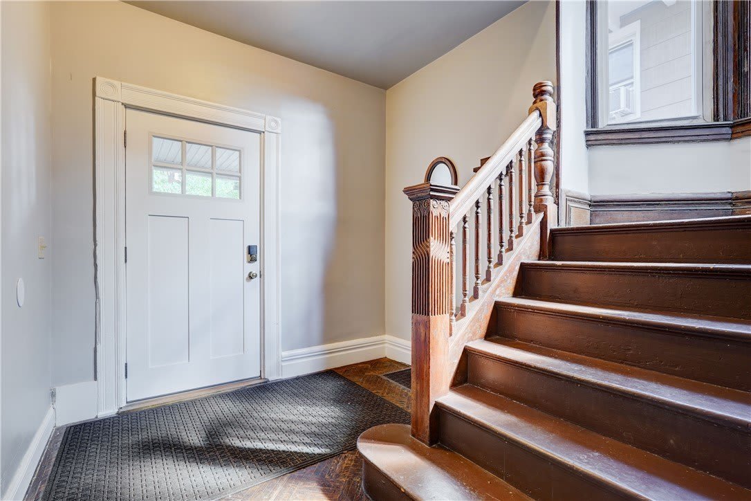 47 Amherst Street – photo 5