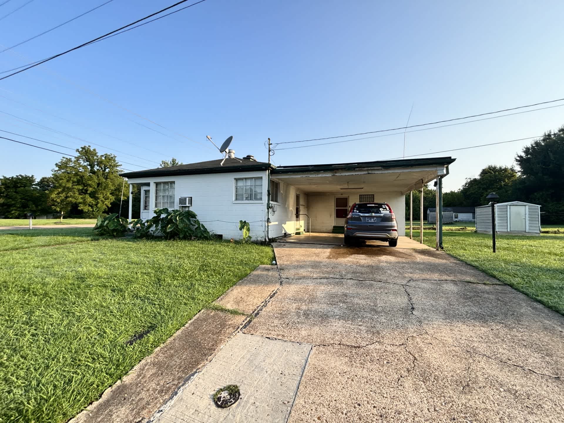 74 Holland Ave – photo 3