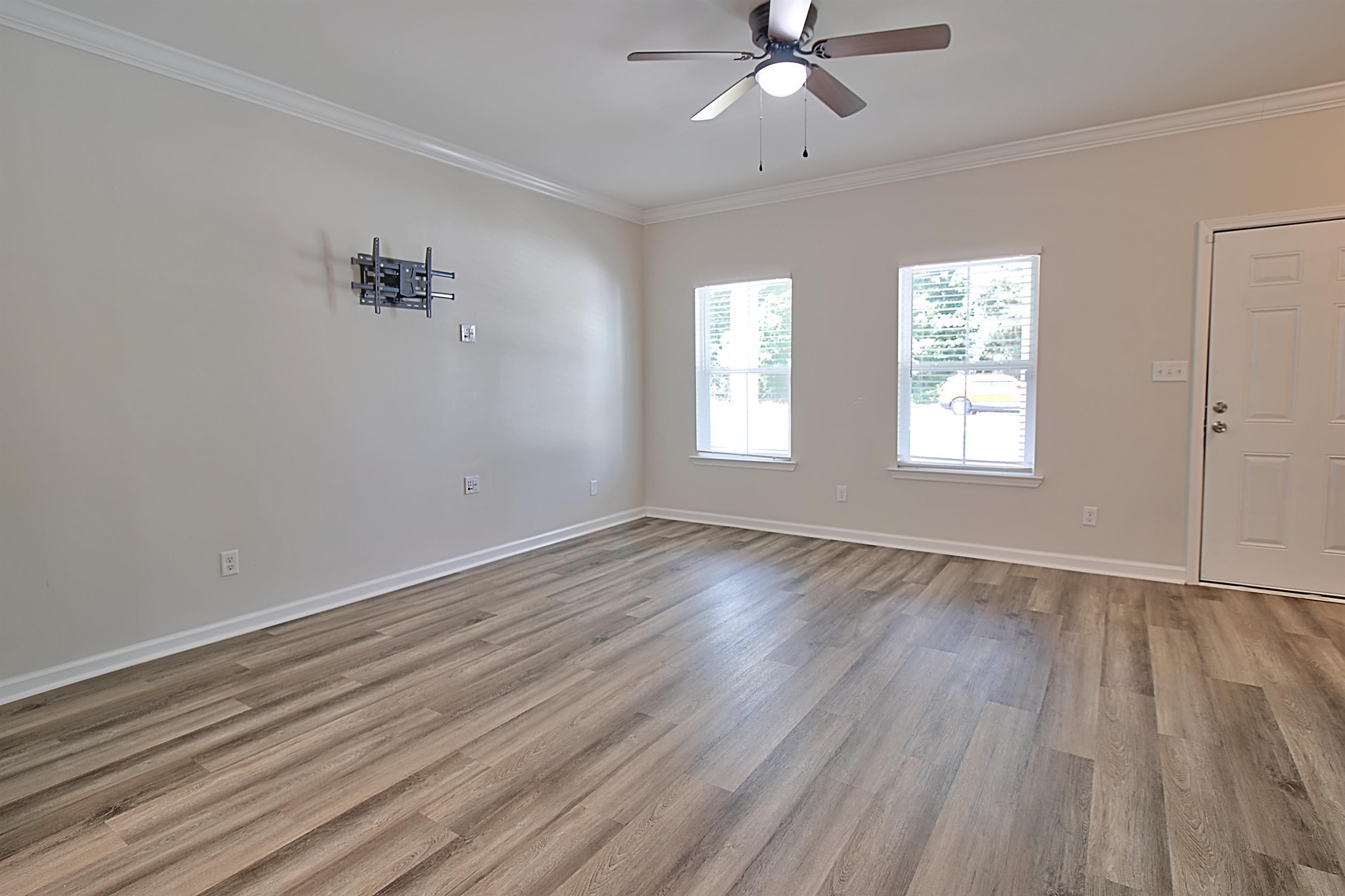 38 Griffin Rd – photo 2