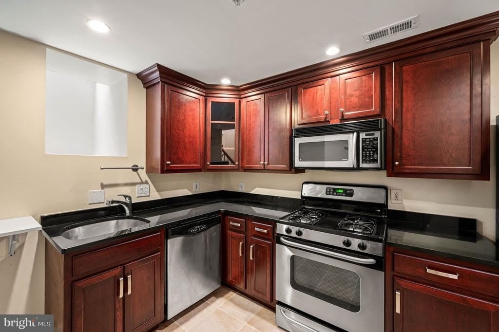 1027 N 4TH STREET – photo 4