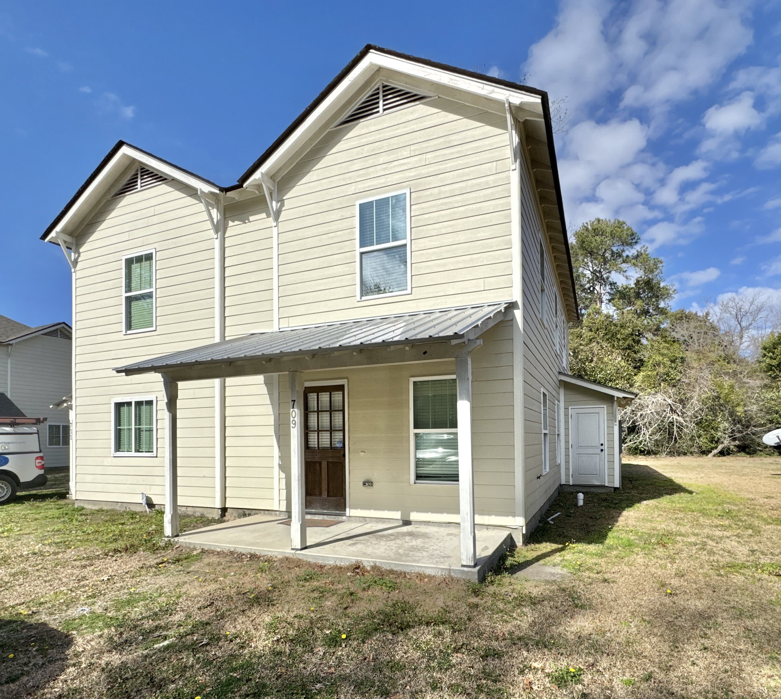 428 Winston Street – photo 1