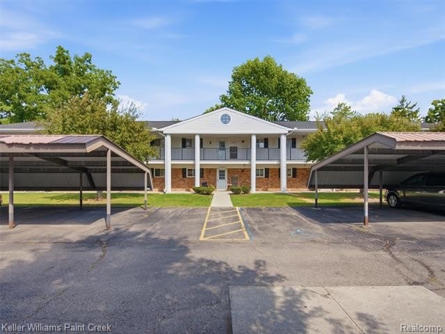 42630 Plymouth Hollow Drive – photo 1