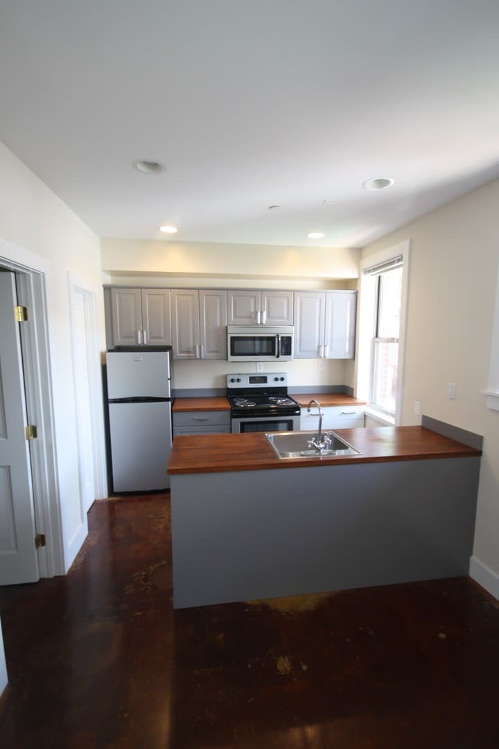 2200 Wisconsin Ave NW – photo 4