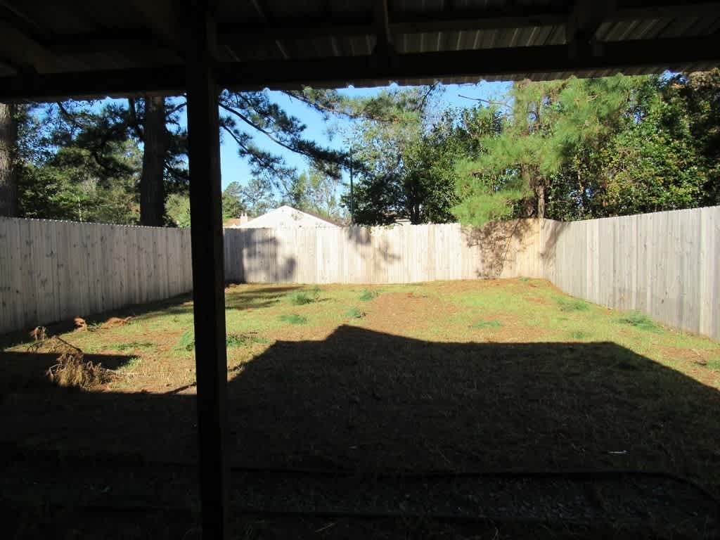 2 BR 1.5 BA Duplex in Twinwood – photo 3