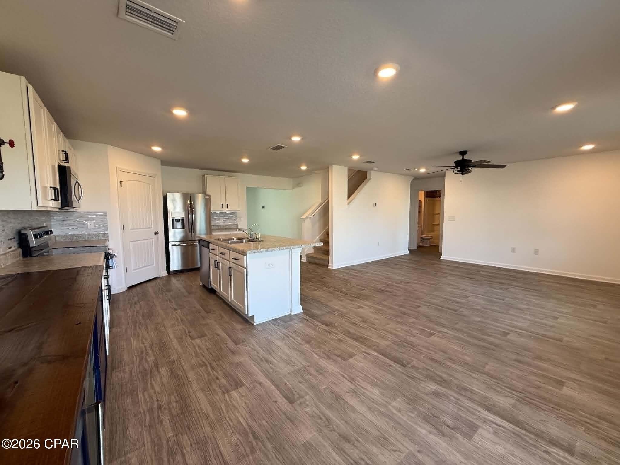 7300 Ellie B Drive – photo 4